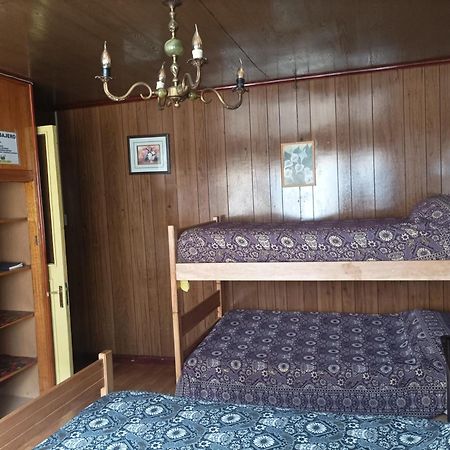 プンタアレナス Alojamiento Familiar Rey Bed & Breakfast エクステリア 写真