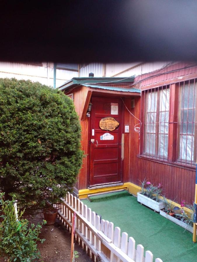 プンタアレナス Alojamiento Familiar Rey Bed & Breakfast エクステリア 写真