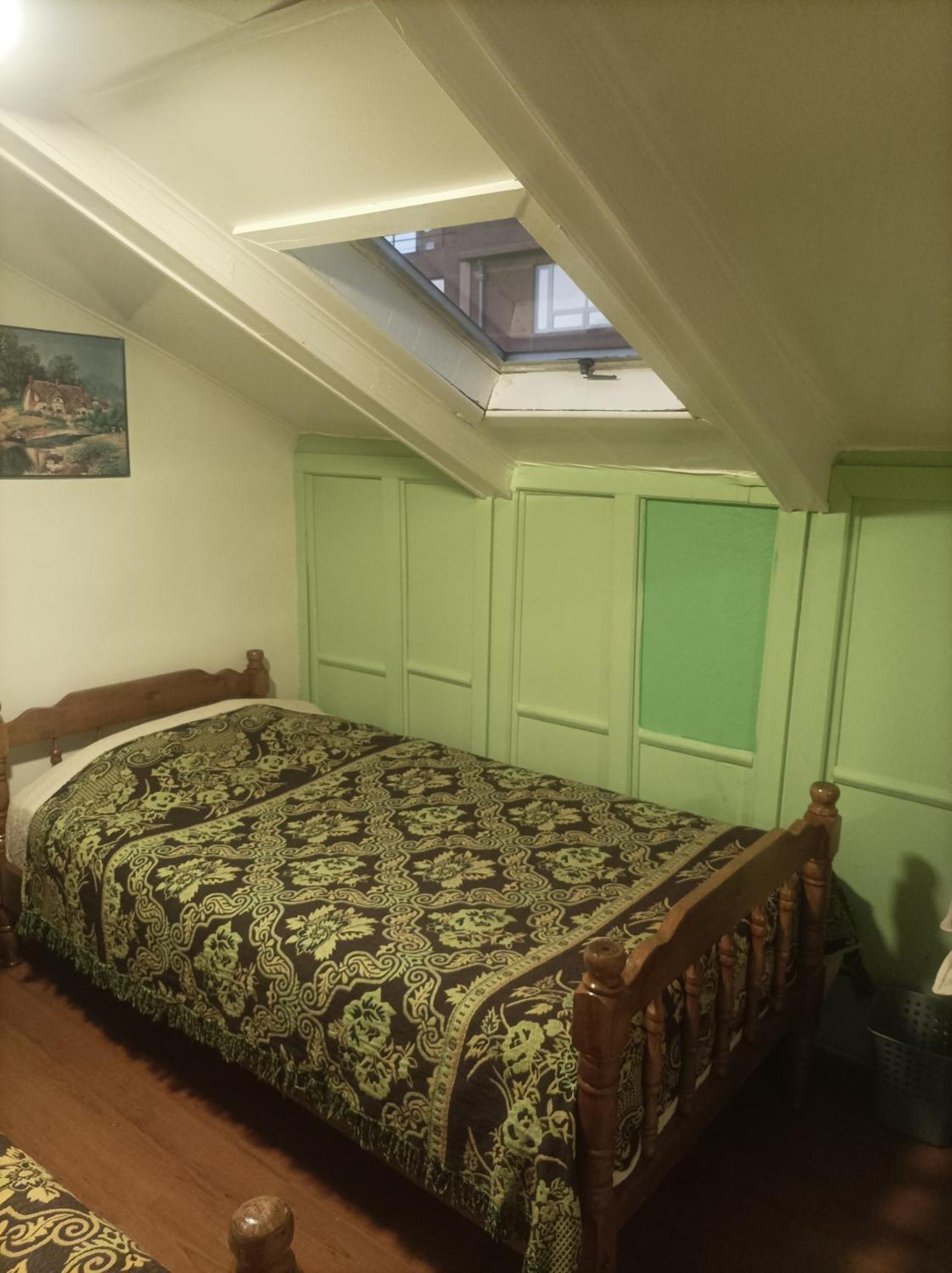 プンタアレナス Alojamiento Familiar Rey Bed & Breakfast エクステリア 写真