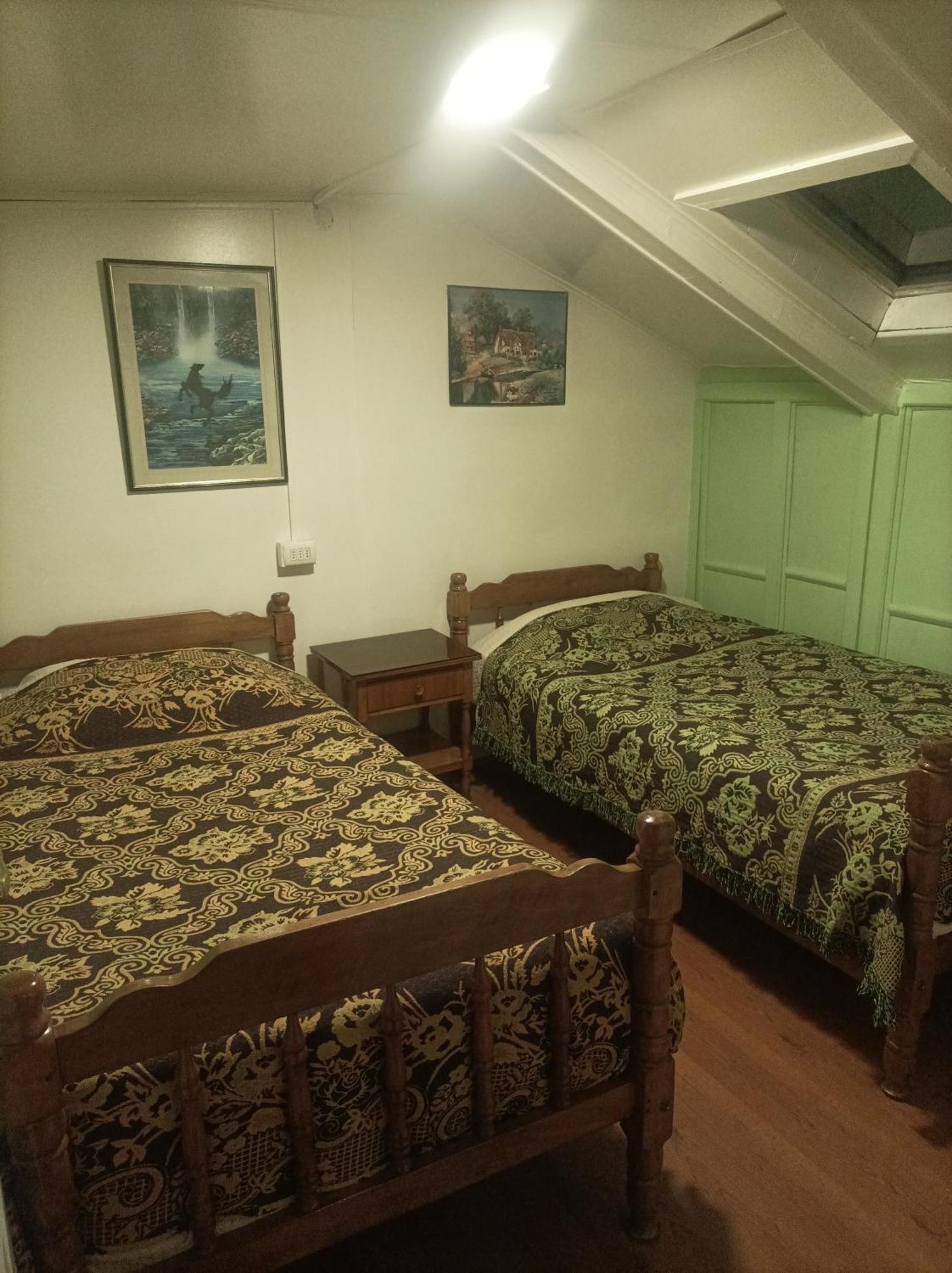 プンタアレナス Alojamiento Familiar Rey Bed & Breakfast エクステリア 写真