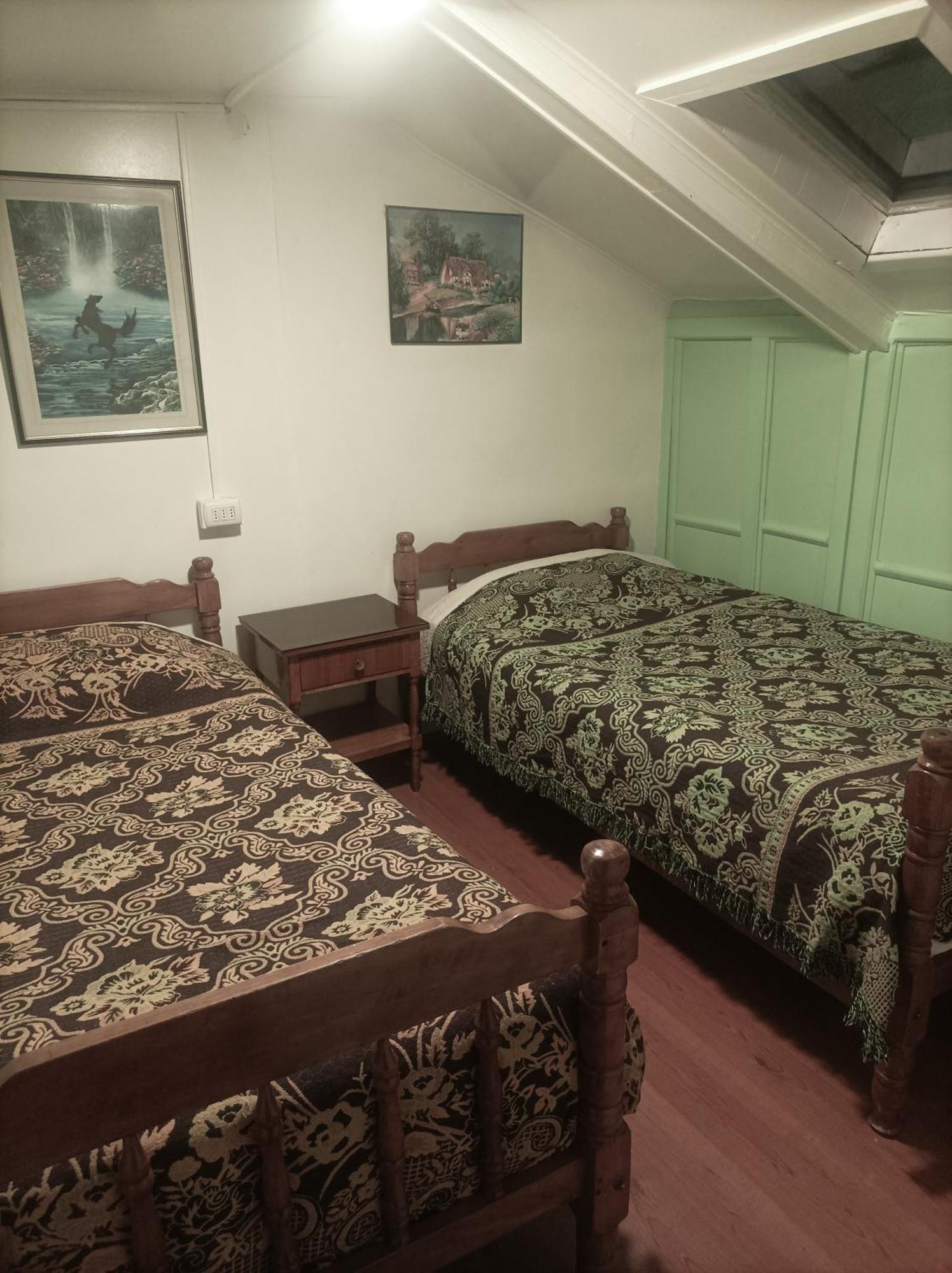 プンタアレナス Alojamiento Familiar Rey Bed & Breakfast エクステリア 写真