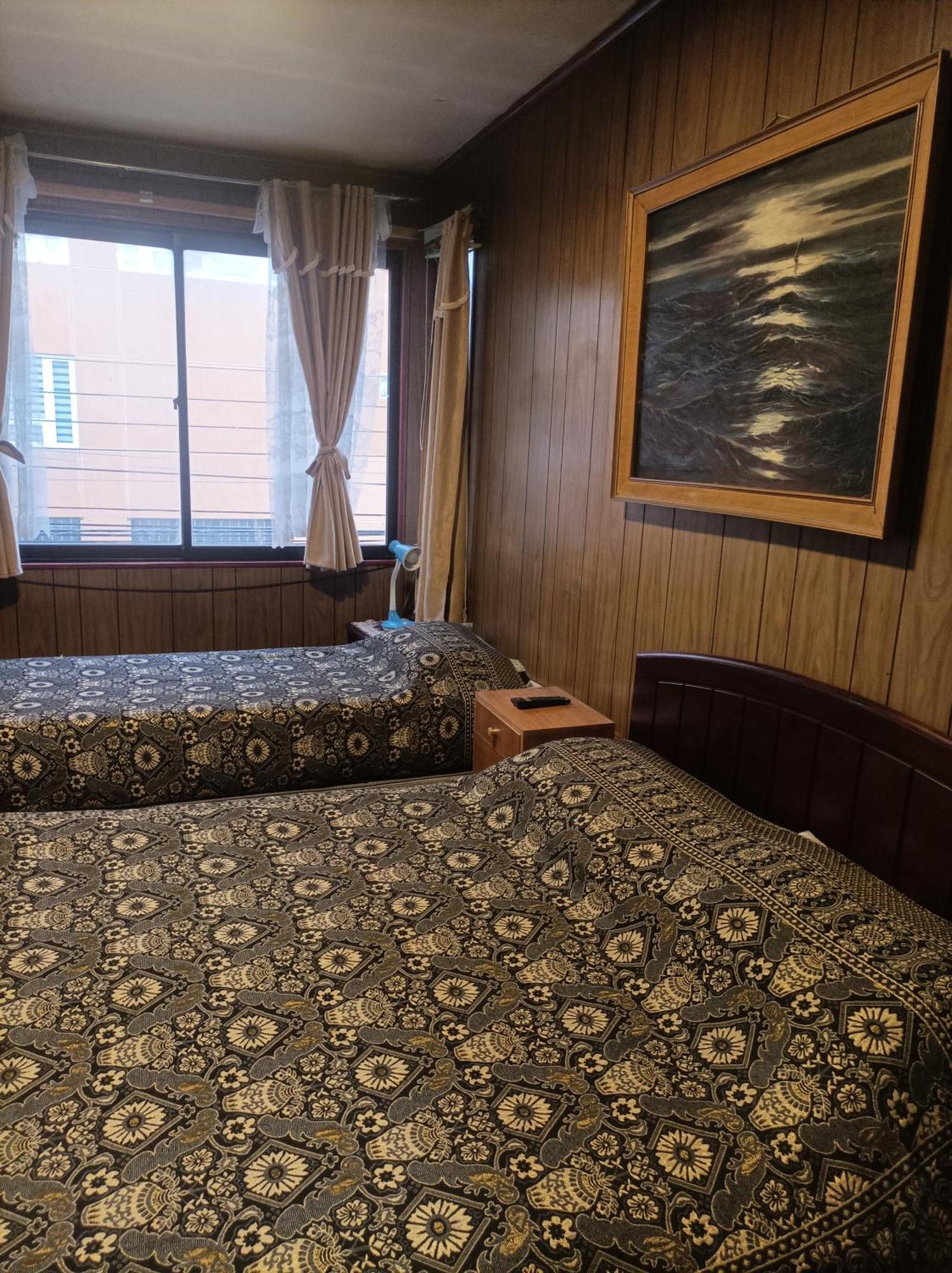 プンタアレナス Alojamiento Familiar Rey Bed & Breakfast エクステリア 写真
